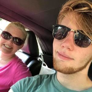 Meet your Posher, Caleb